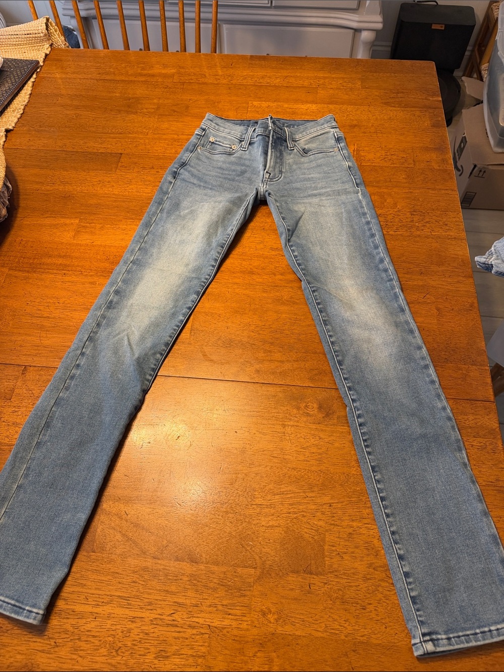 Lucky Brand Women's Straight Leg Jeans in Light Blue Wash